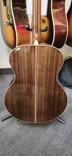 YAMAHA A.R.E. MEDIUM JUMBO ACOUSTIC 2