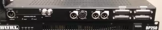 Universal Audio - UA-APX16 2