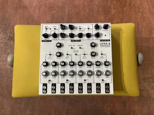 SOMA Laboratory - LYRA-8