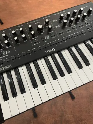 Moog - MESSENGER 2