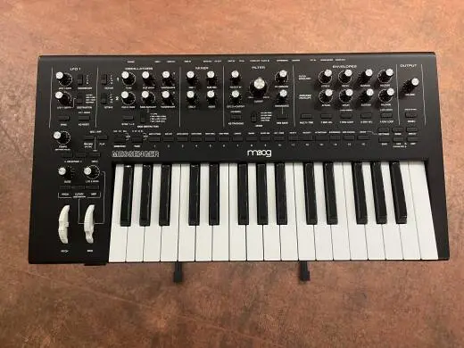 Moog - MESSENGER