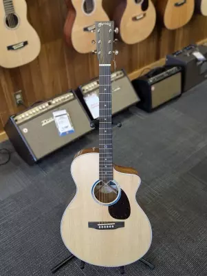 Martin Guitars - SC-13E MARTIN