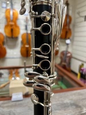 Yamaha YCL-250 Student Clarinet 3