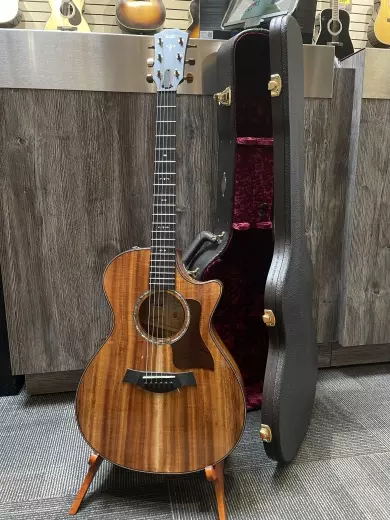 724ce Grand Auditorium Select Koa Acoustic/Electric Guitar with Case 6