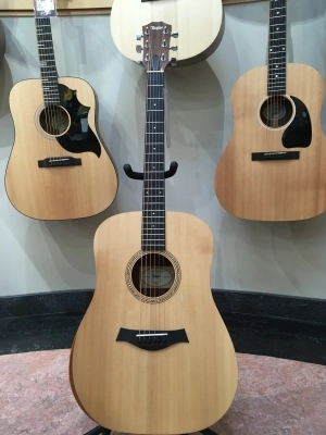 Taylor - ACADEMY 10E V2 2