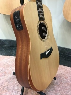 Taylor - ACADEMY 10E V2 3