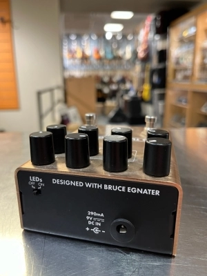Fender MTG Tube Distortion Pedal 2