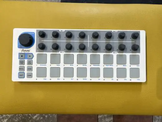 Arturia - BEATSTEP