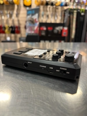 BOSS Pocket GT Guitar Effects Processor 2