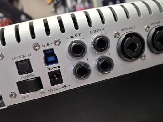 Store Special Product - Universal Audio Apollo Twin USB Heritage Edition