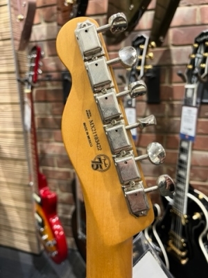 Fender Telecaster Noventa Vintage Blonde 4