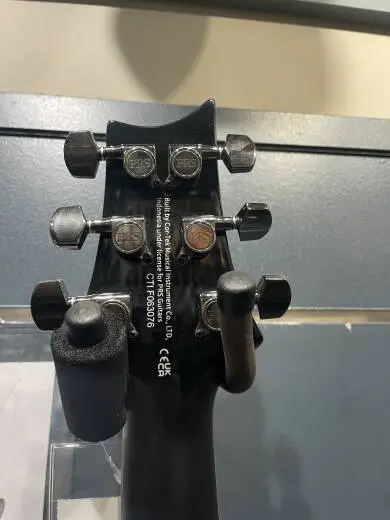 PRS - SE Mark Holcomb - Blue Burst w/ Gig Bag 2