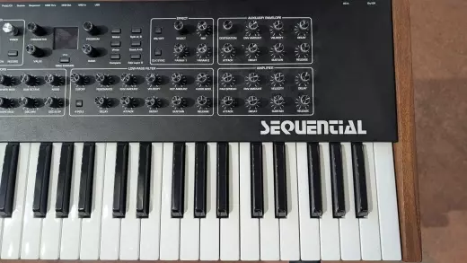 Dave Smith Instruments - PROPHET REV2 8 4