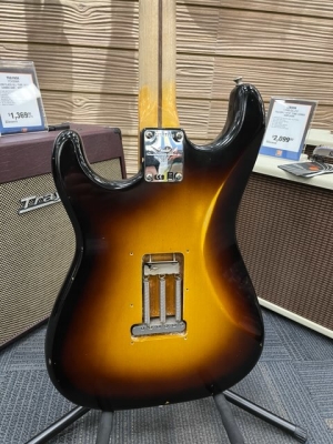 Fender Custom Shop 1956 Stratocaster Relic 2 Colour Sunburst 5