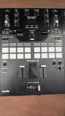Pioneer DJ - DDJ-REV7 3