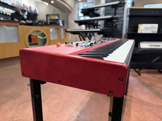 Nord - STAGE 4 88 2