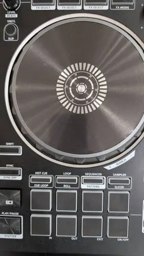 Roland - DJ-202 2