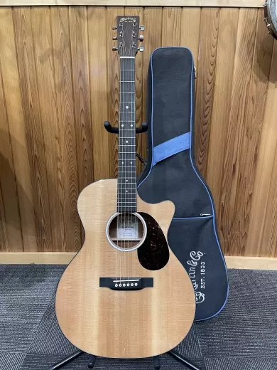 GPC-11E Road Series Grand Performance Spruce/Sapele Acoustic/Electric Guitar with Gig Bag
