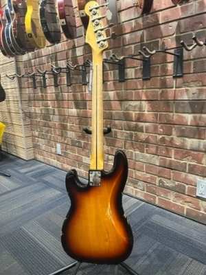 Fender Custom Shop 1958 Precision Bass Relic Super Faded Aged Chocolate 3-Color Sunburst 6