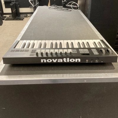 Novation - LAUNCHKEY37 MK3 3