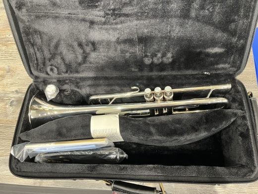 Yamaha YTR9335NYSII Xeno 'New York' Bb Trumpet 7