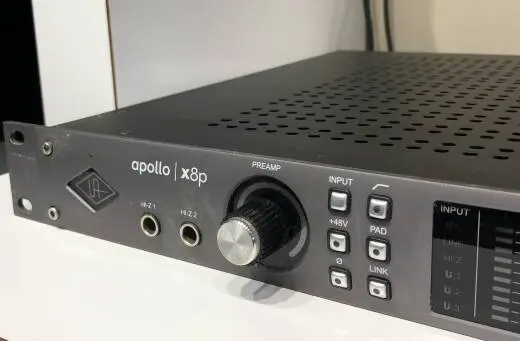 Universal Audio - UA-APX8P 2