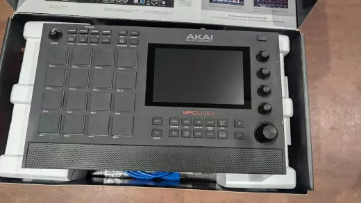 Akai - MPC LIVE II