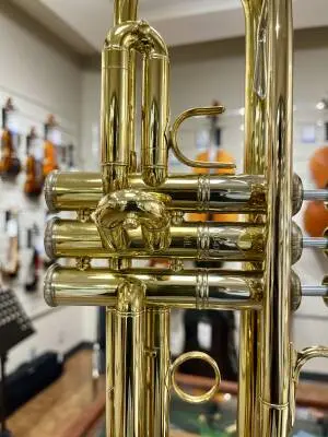 Bach - 19072XU - Stradivarius Bb Trumpet 2