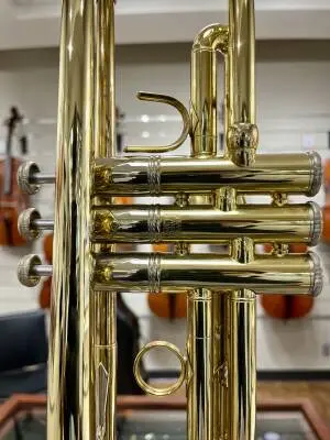 Bach - 19072XU - Stradivarius Bb Trumpet 2