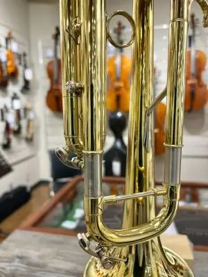 Bach - 19072XU - Stradivarius Bb Trumpet 2