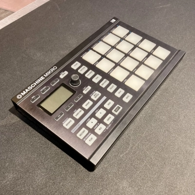 Native Instruments Maschine Mikro 2