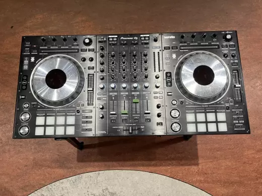 Pioneer - DDJ-SZ2