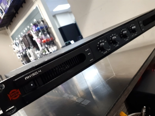 Show AH150.4 - 70V Power Amp