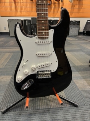 Fender Stratocaster Left Handed Player Series Black 2