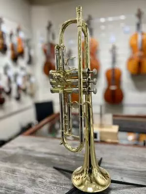 Getzen - 3052 - Custom Series Bb Trumpet