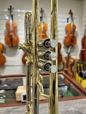 Getzen - 3052 - Custom Series Bb Trumpet 2