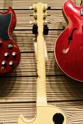 Gibson Les Paul 1968 Custom Light Aged 2