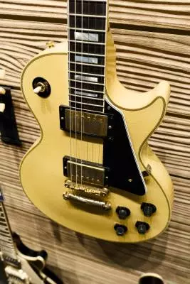 Gibson Les Paul 1968 Custom Light Aged 2