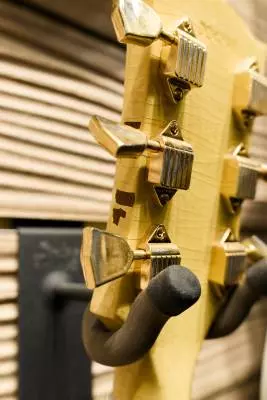 Gibson Les Paul 1968 Custom Light Aged 2