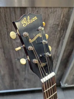 1942 Banner J-45 - Vintage Sunburst 2