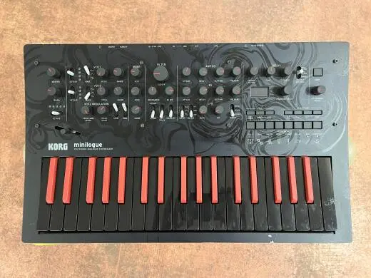 Korg - MINILOGUE BASS