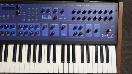 Dave Smith Instruments Poly Evolver PE 2