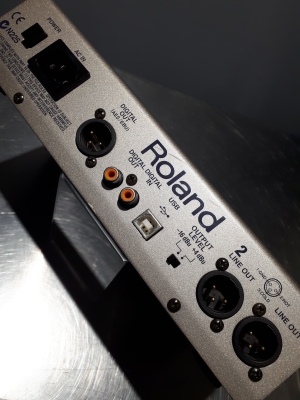 Gear Hunter | Roland MMP-2 Mic Modeling Preamp