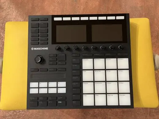 Native Instruments - MASCHINE MK3