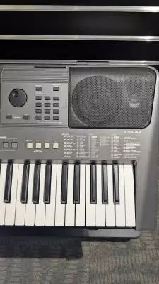Yamaha - PSRI500 2