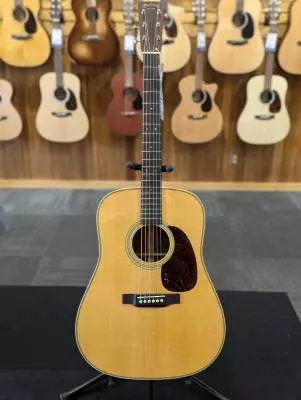 Store Special Product - HD-28 Dreadnought Acoustic Guitar w/ Case