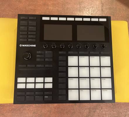 Native Instruments MASCHINE MK3 ID2種付属 Native Instruments Maschine MK3 Music Production System