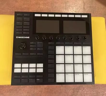 Native Instruments - MASCHINE MK3