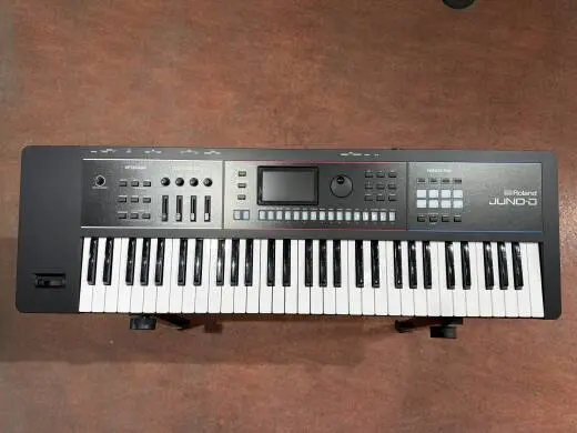 Roland - JUNO-D6