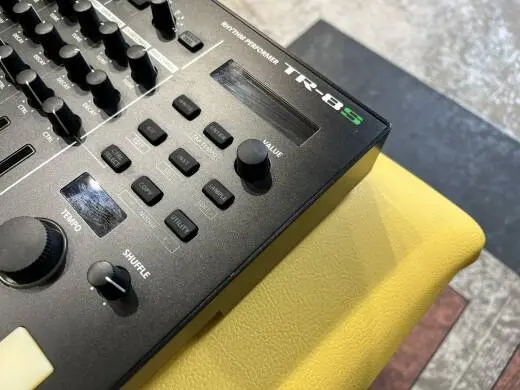 Roland - TR-8S 2